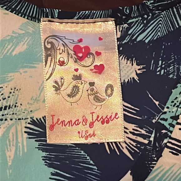 Youth size 8 high-low chiffon tank top - Picture 3 of 4